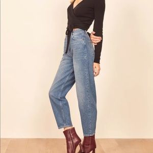 Reformation Kris high rise relax curve